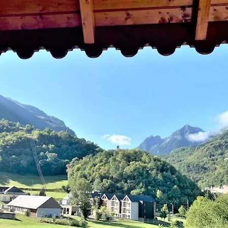 Tt Confort Au Coeur Des Montagnes Vue Sur Les Montagnes Ii Wifi アパート